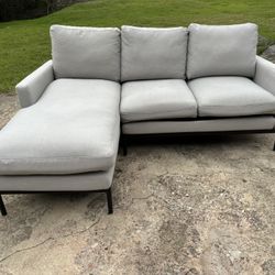 *FREE DELIVERY* Zinus Gray Sectional 