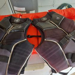 5 Life Jackets 