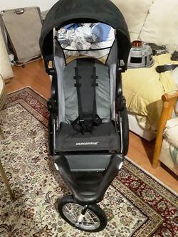 Foldable Expedition Baby Stroller no table part everything else good condition $45obo