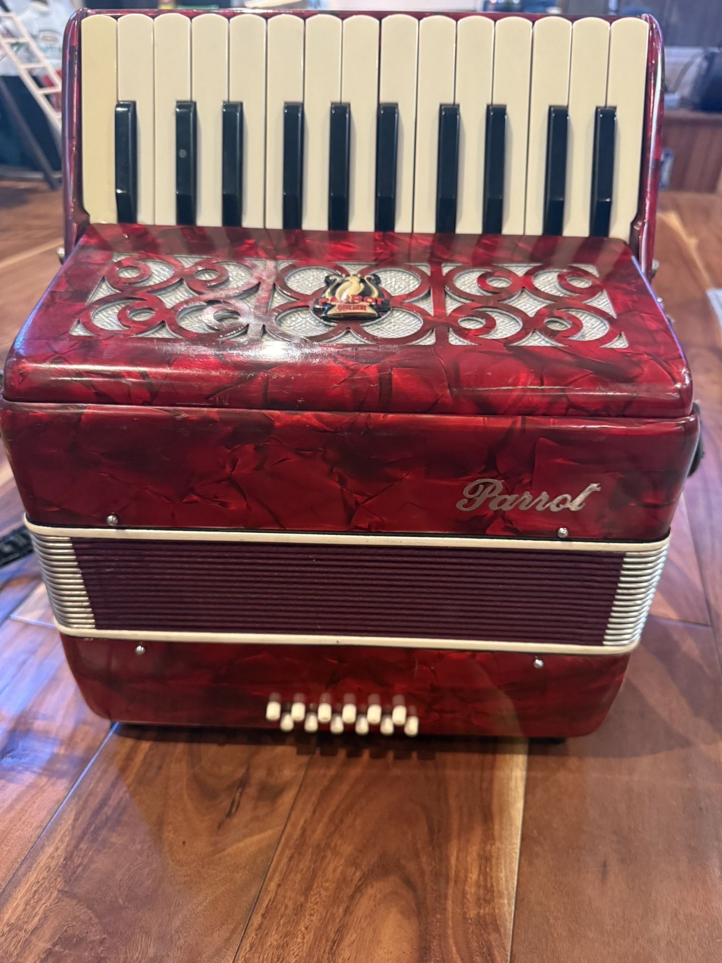 PARROT ACCORDION