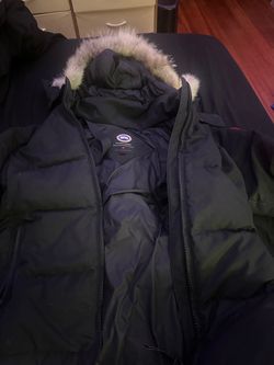 Authentic Women’s Canada Goose