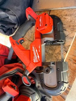 Milwaukee bandsaw. M 18.