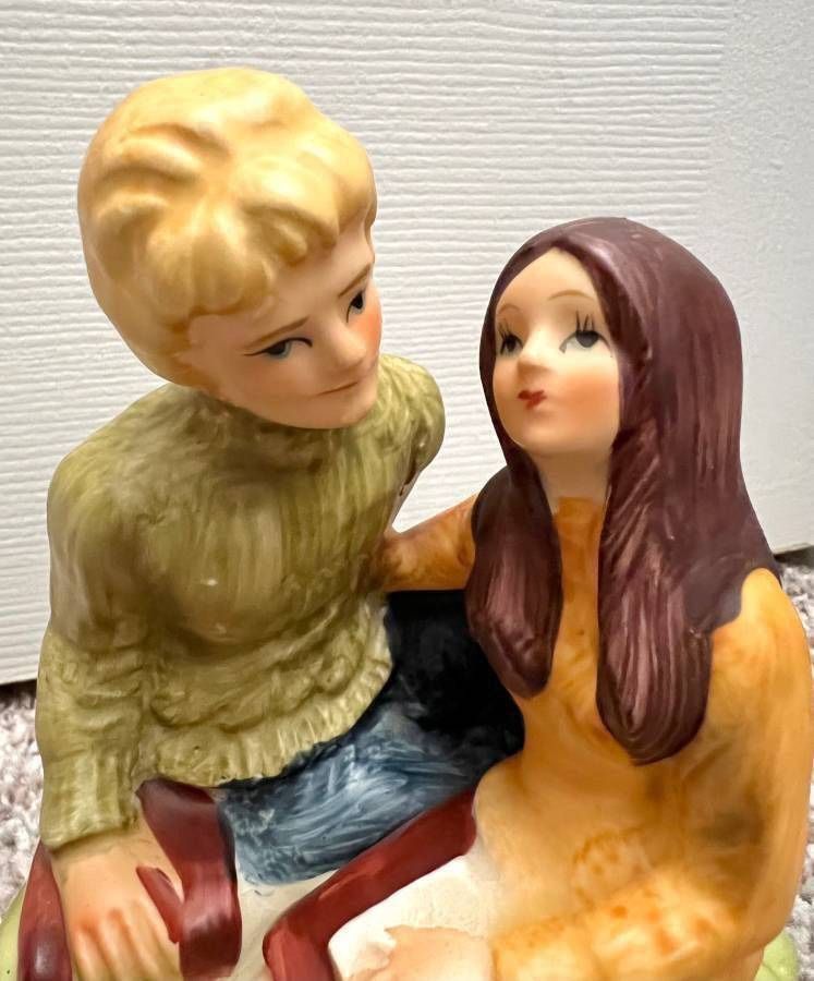 Vintage 1971 Hadwick Miller Wind Up Music Box From The Movie Love Story Made In Japan