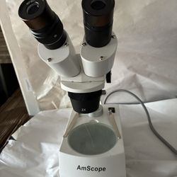 Microscope 
