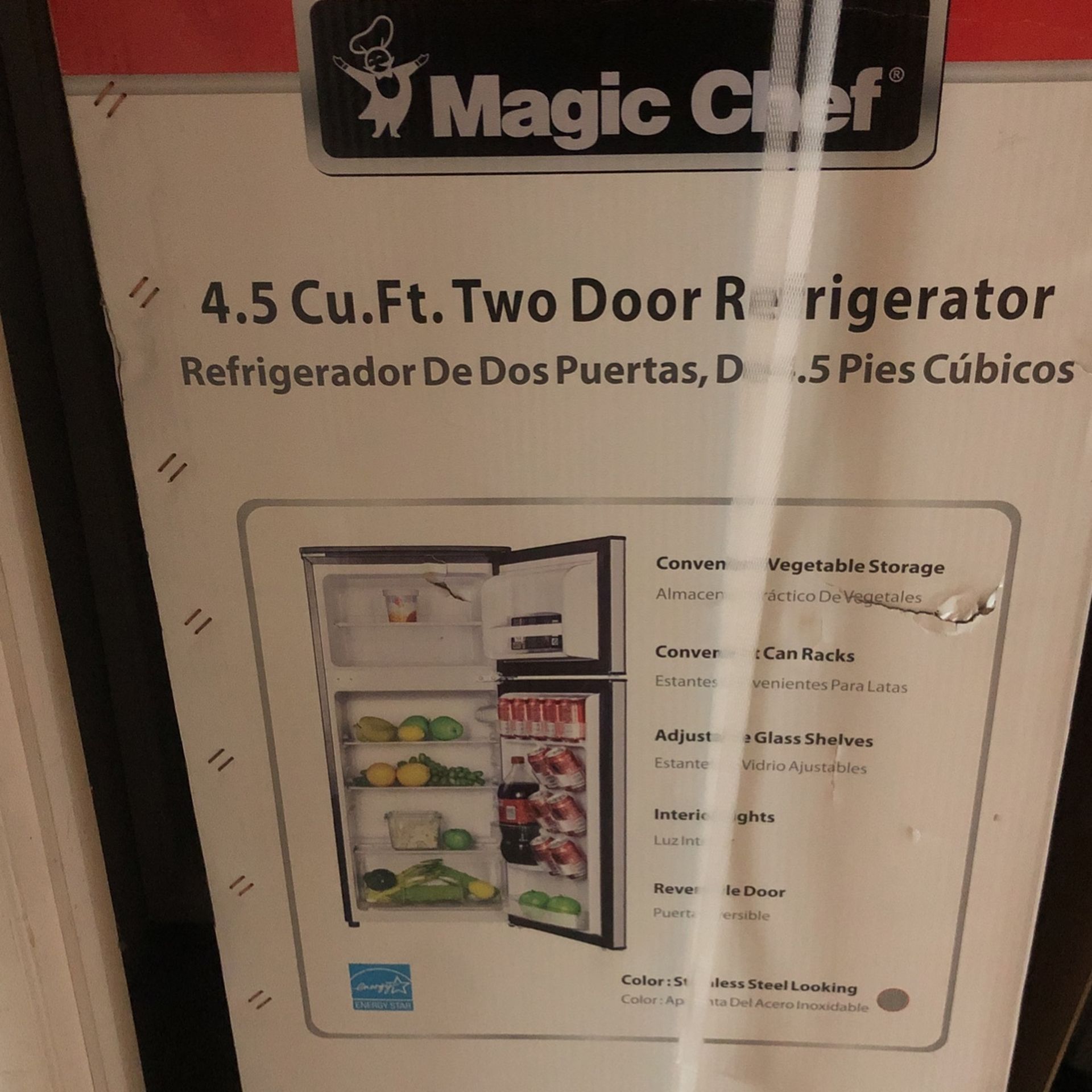 Magic Chef 4.5 CU 2 Door Refrigerator