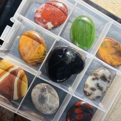 Gem Stones , Jade  Lot