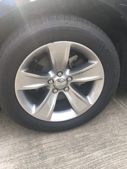 Original 2016 Dodge Challenger wheels and tires
