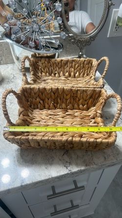 Hand towel baskets