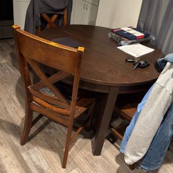 Dark wood kitchen Round Table (3 Chairs)