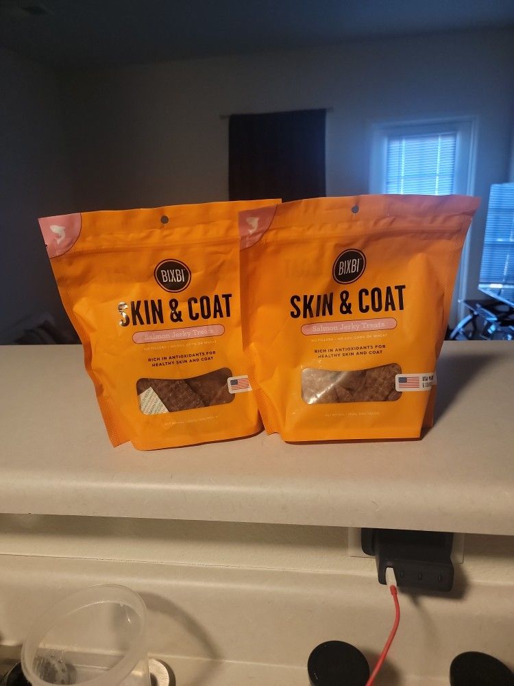 Bixbi Skin & Coat Dog Treats