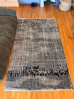 Hand-Knotted Wool Rug, Moroccan Beni Ourain Style, 5’ x 8’4”