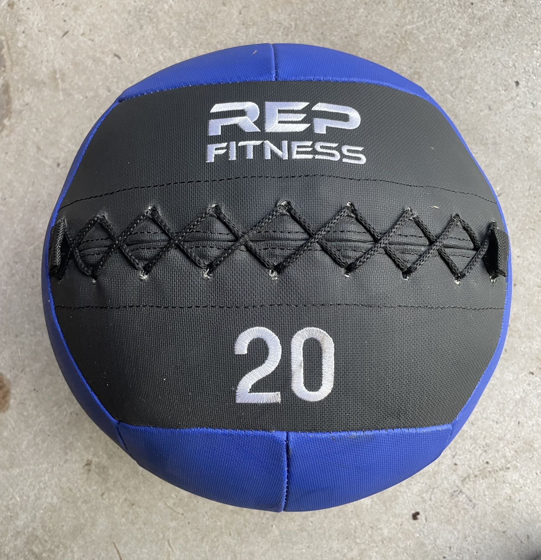 Rep Fitness 20 Lb Medicine Ball