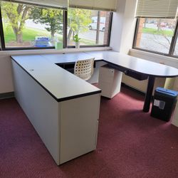 Work BENCH WITH DRAWER AND SMALL FILING CABINET ATTACHED PRICE REDUCED 