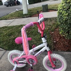 Girls bike age 4-5