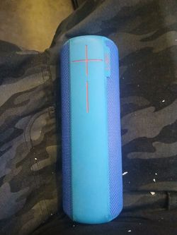 UE Boom Portable Bluetooth Speaker Blue