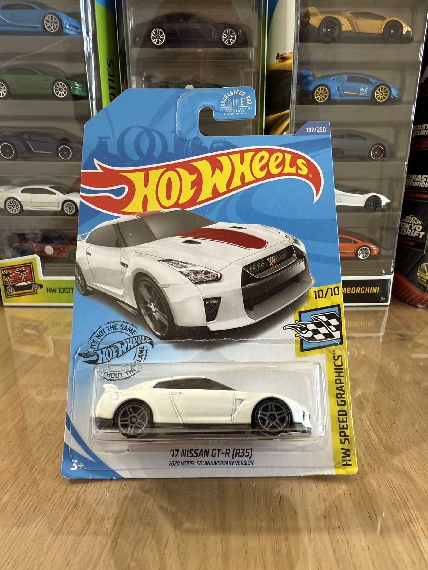 🇯🇵 HOT WHEELS 2017 - White ‘17 Nissan GT-R R35 - 2020 Model 50th Anniversary Version - HW SPEED GRAPHICS 10/10 - 137/250 - Die Cast Toy 🇯🇵