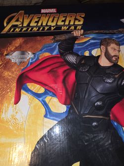 Marvel Avengers Infinity War Thor Limited Edition Statue