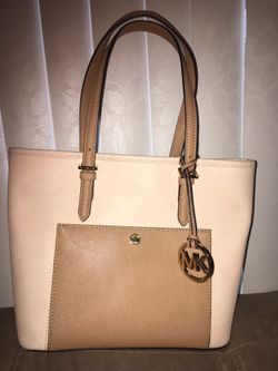 MichaelKors Authentic Use Onces