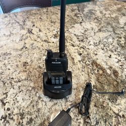 Rexon RHP-530 Handheld Aviation Radio 