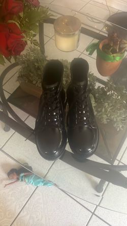 Sizes: 6 in women