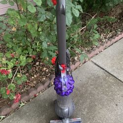 Dyson DC50 Vacuum Cleaner 
