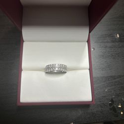 Diamond Wedding/Engagement Band 