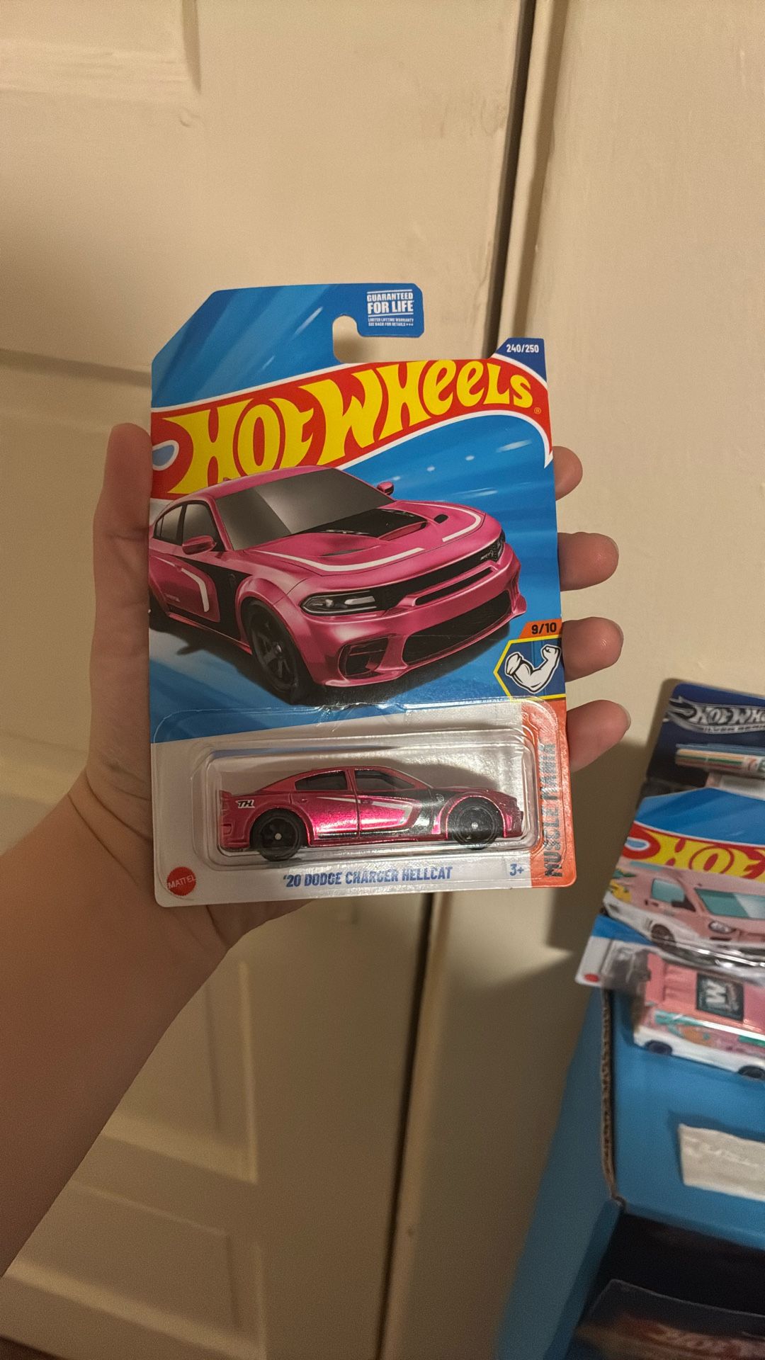 Hotwheels Toy ‘20 Dodge charger hellcat 