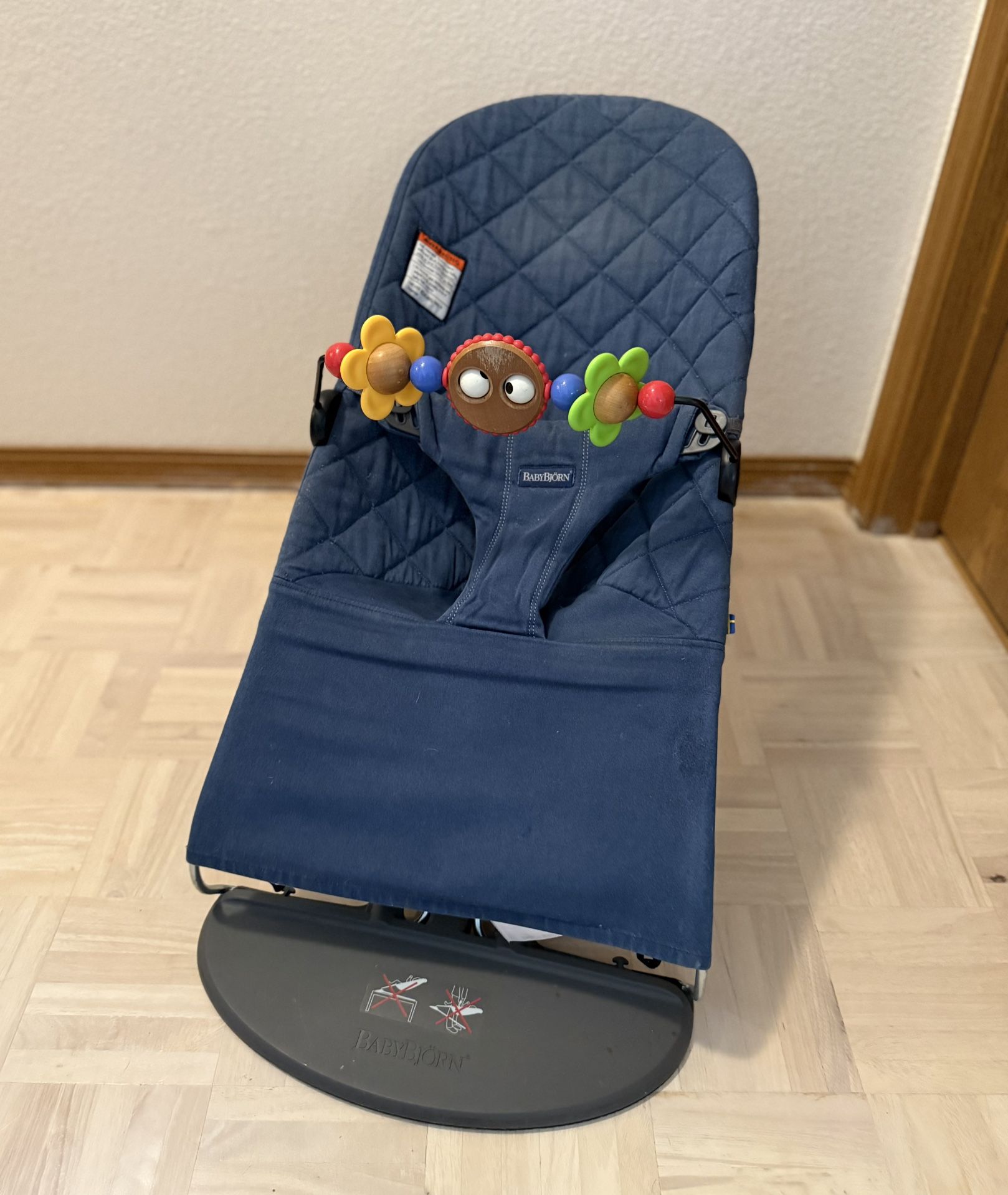 Baby Bjorn Bouncer w/ Toy Bar 