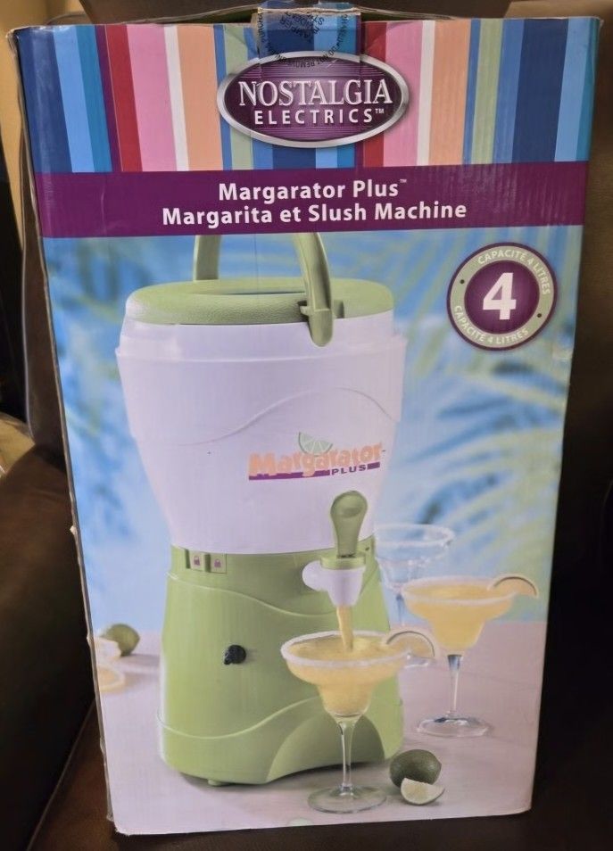 MARGARITA & SLUSH MACHINE