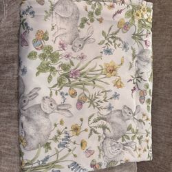 Easter bunny / floral  tablecloth- 6/8  chairs