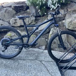 Specialized Stumpjumper 27.5 Large Frame