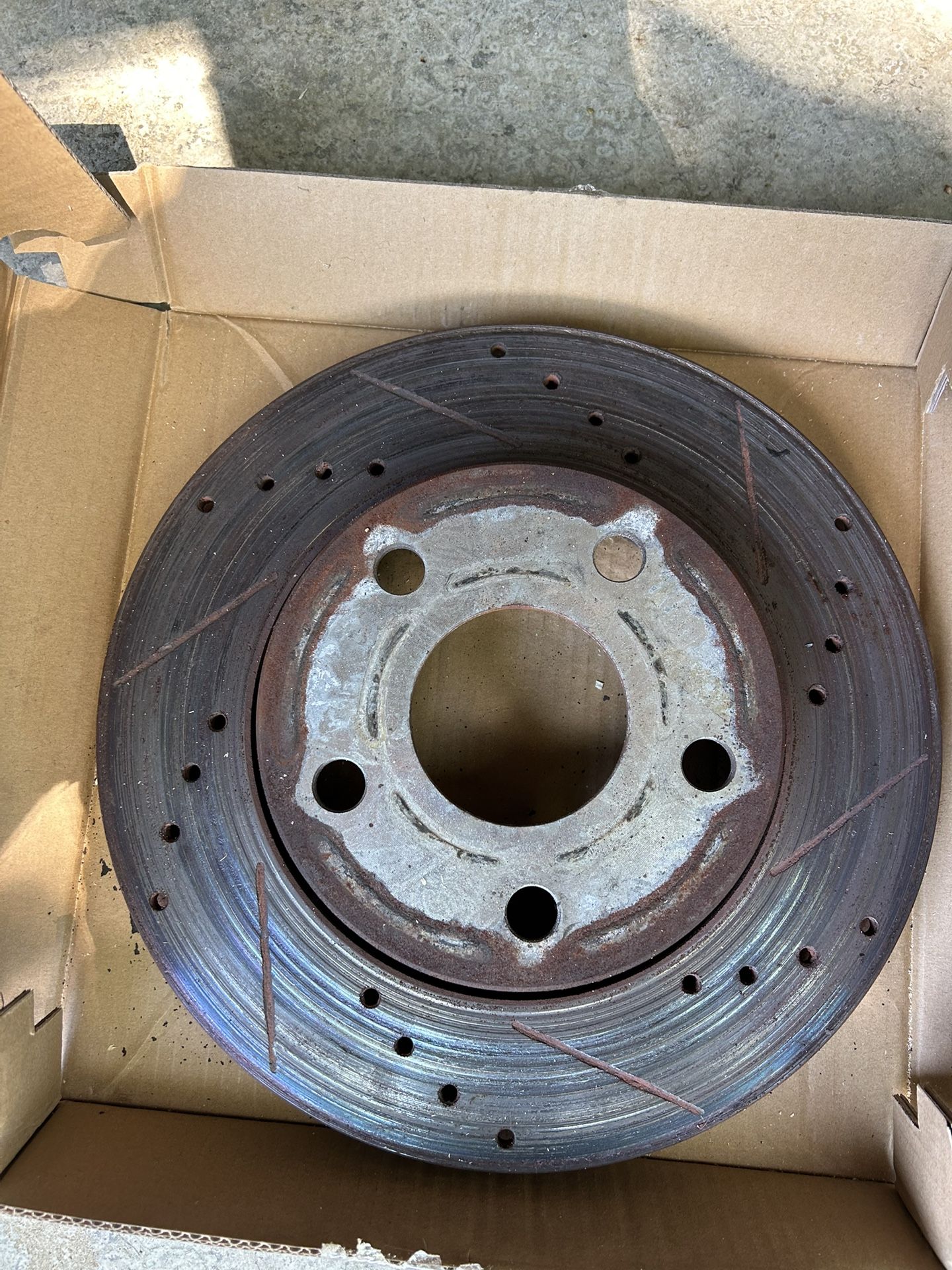Jeep Wrangler 2017 Vented Brake Pads* Read