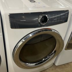 Electrolux Gas Dryer Like New 