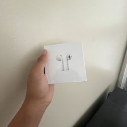 AirPods