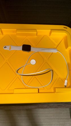 Apple Watch SE (3rd Gen, 2025) 256 GB