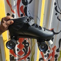 ROLLER DERBY ,ROLLER SKATES