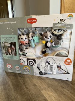 Tiny Love Black & White Gymini Infant Activity Play Mat 