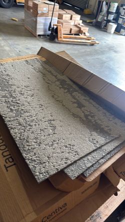 Carpet tile rubber back ( solar fade ) is color