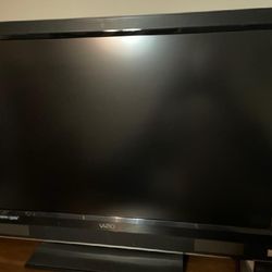 Vizio 36' HDTV