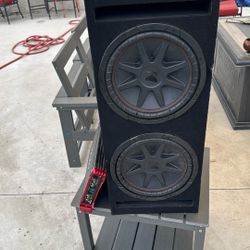 Kicker Doble 12” And Amp
