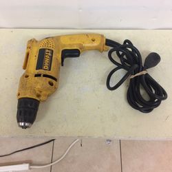 dewalt d21007 3/8” vcr drill corded 