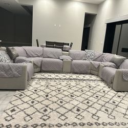 Reduced price - 7 Seater Power Reclining Sectional