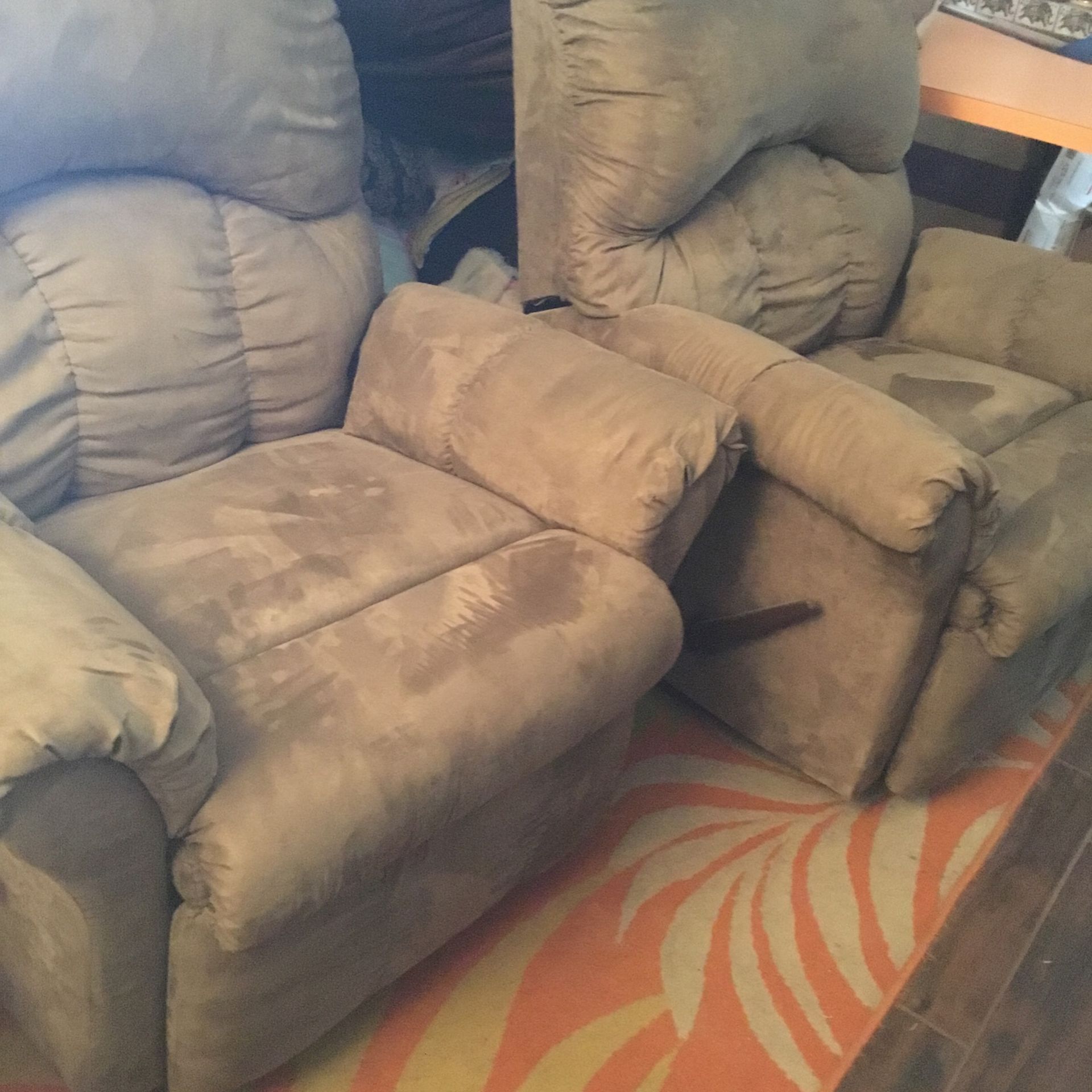 Recliners *Like NEW*