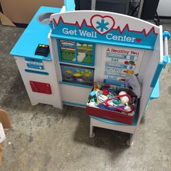 Melissa And Doug Wellness Center, Kids Play