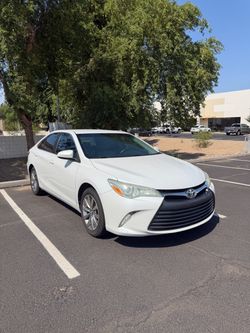 2016 Toyota Camry XLE