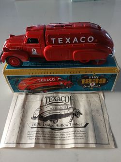 ERTL Co Texaco 1939 Dodge Airflow Tanker Die-Cast Bank