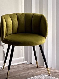(2)Velvet Upholstered accent chair