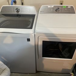 GE Profile washer And Dryer Bran New 