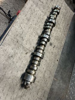 6.1 Hemi camshaft factory