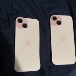 Pink iPhone 15’s not Selling As A Pair